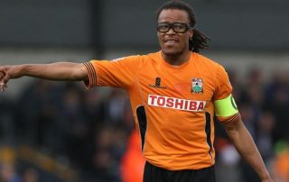 Edgar Davids avec Barnet FC