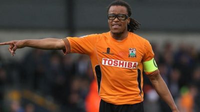 Edgar Davids avec Barnet FC