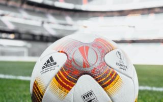 Le nouveau ballon Adidas de l'Europa League 2017/18