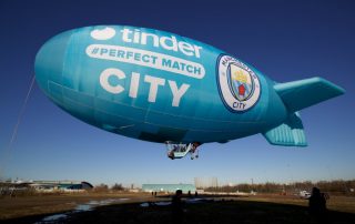 Tinder est le nouveau sponsor de Manchester City - avril 2018