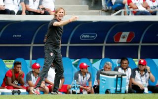 Ricardo Gareca lors de Pérou-Australie au Mondial 2018 (Panoramic)
