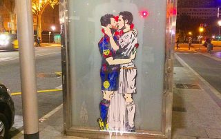 Le baiser entre Messi et CR7
