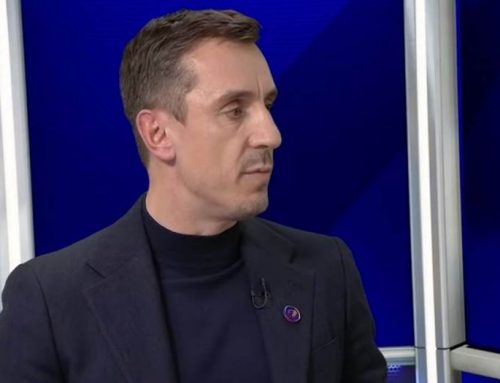 Pour Gary Neville, le Premier ministre Boris Johnson contribue au racisme dans les stades anglais