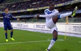 Balotelli contre le Hellas Vérone en novembre 2019