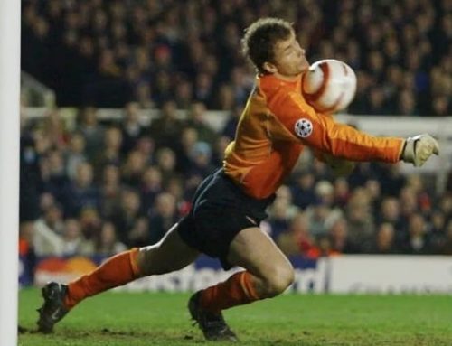 Lehmann accuse un ballon Nike d'être responsable d'une mémorable boulette avec Arsenal